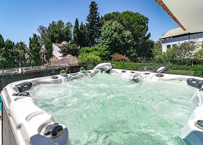 Nottingham: Stunning Private