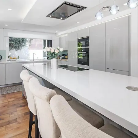 Nottingham: Stunning Private *