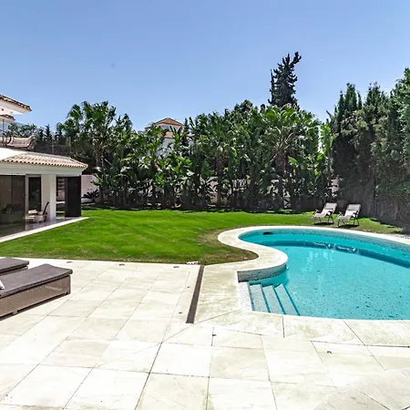 Nottingham: Stunning Private * Marbella